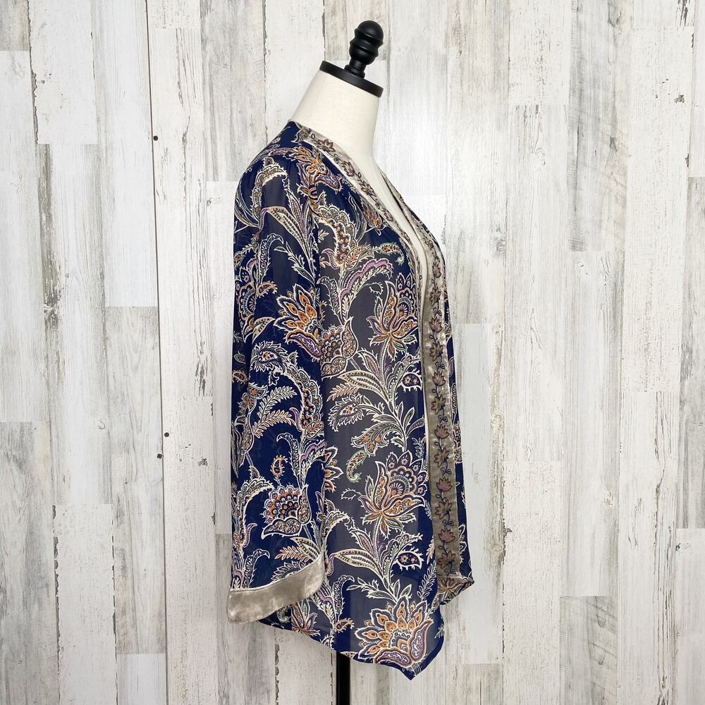 Belle by Kim Gravel Paisley Kimono Blue Velvet Floral Embroidered Boho Size S - Picture 4 of 7